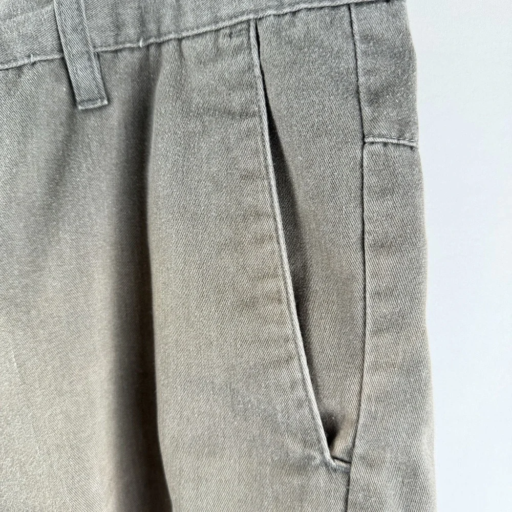 Volcom Shorts Mens Gray Corpo Class Chino Flat Front Skate Cotton Poly Sz‎ 36